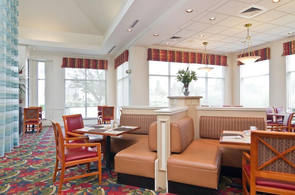 Hilton Garden Inn Wooster Eksteriør billede