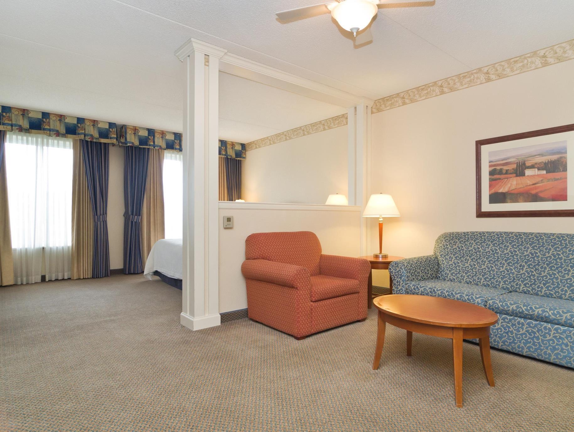 Hilton Garden Inn Wooster Eksteriør billede
