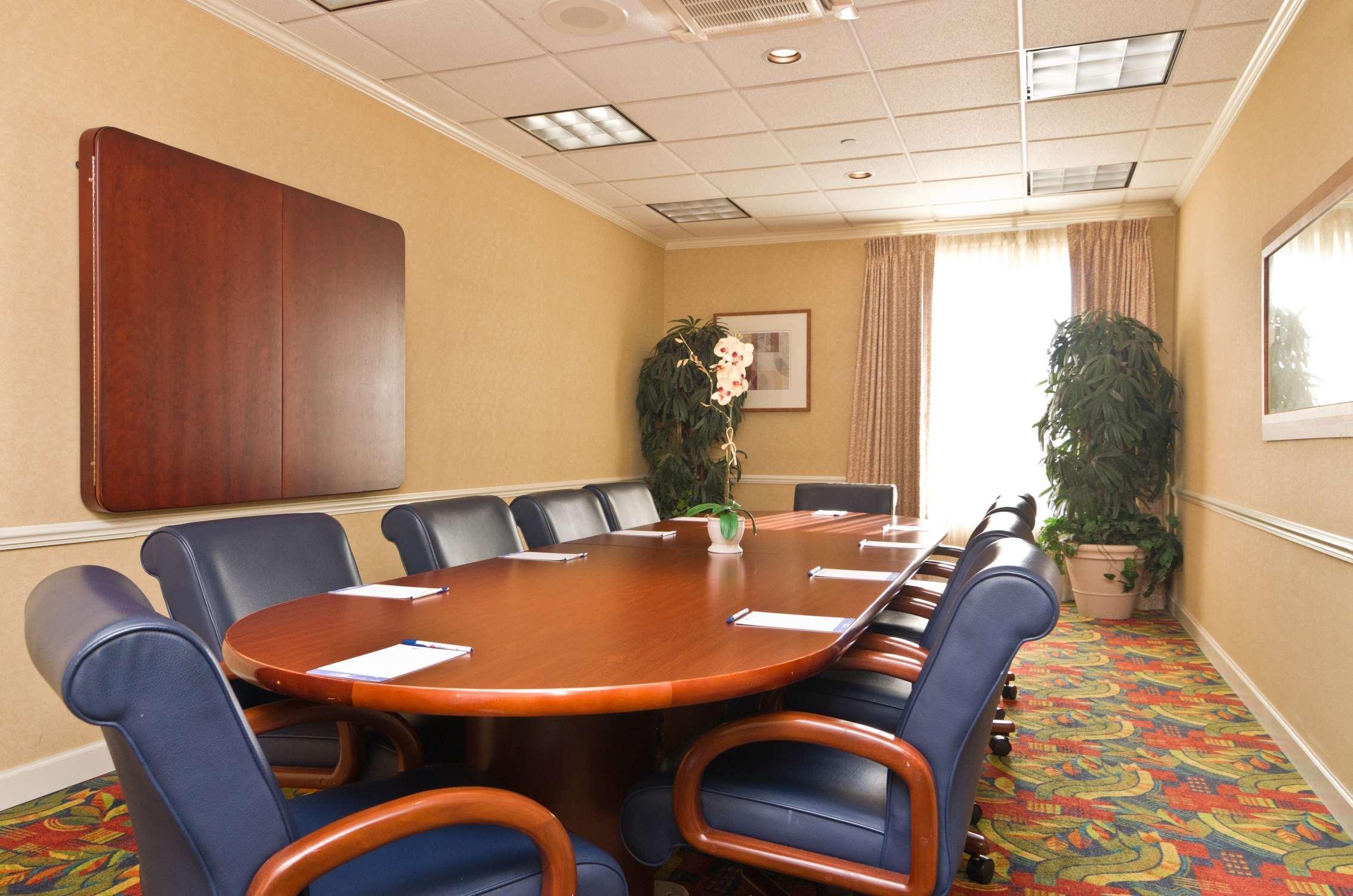 Hilton Garden Inn Wooster Eksteriør billede