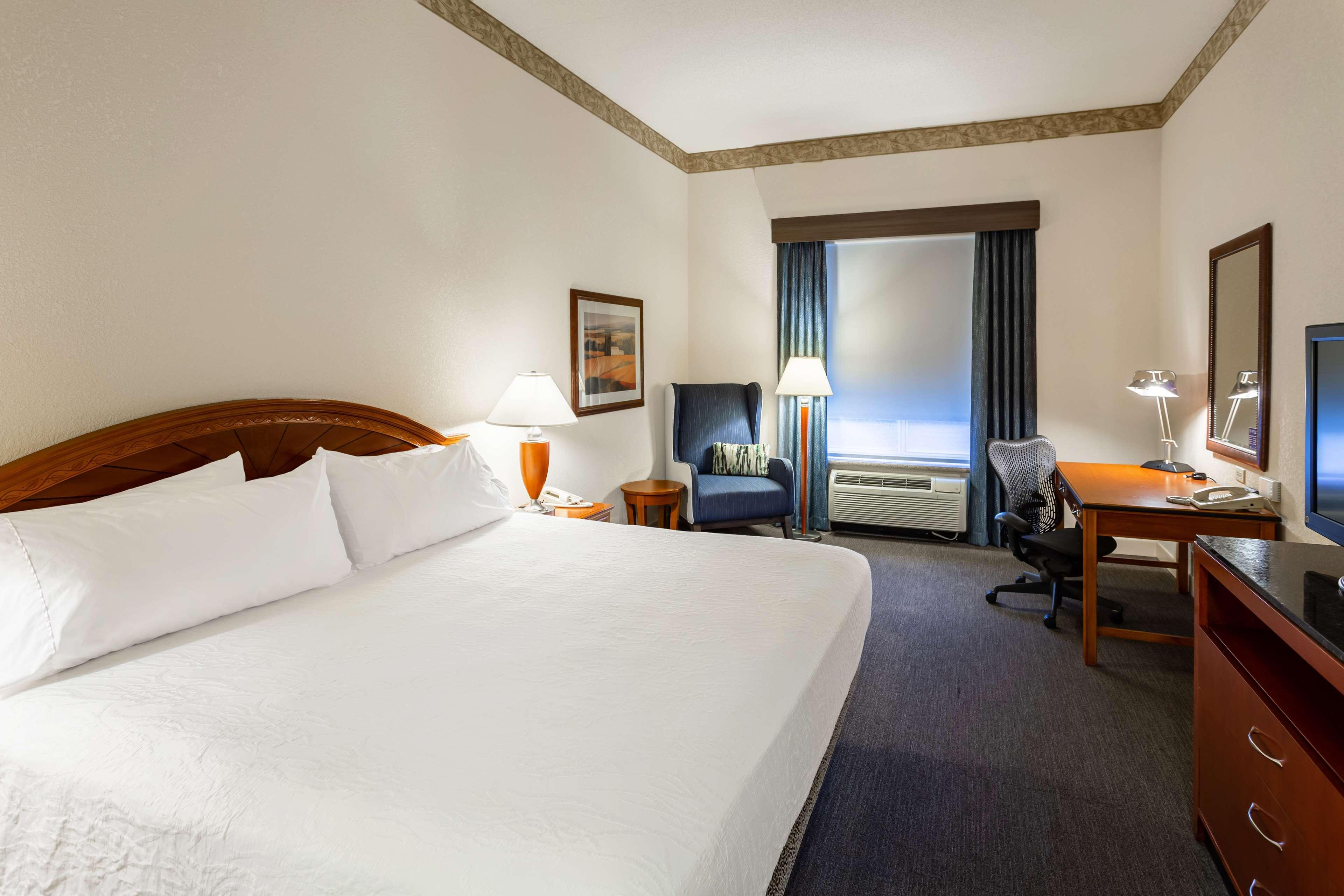 Hilton Garden Inn Wooster Eksteriør billede