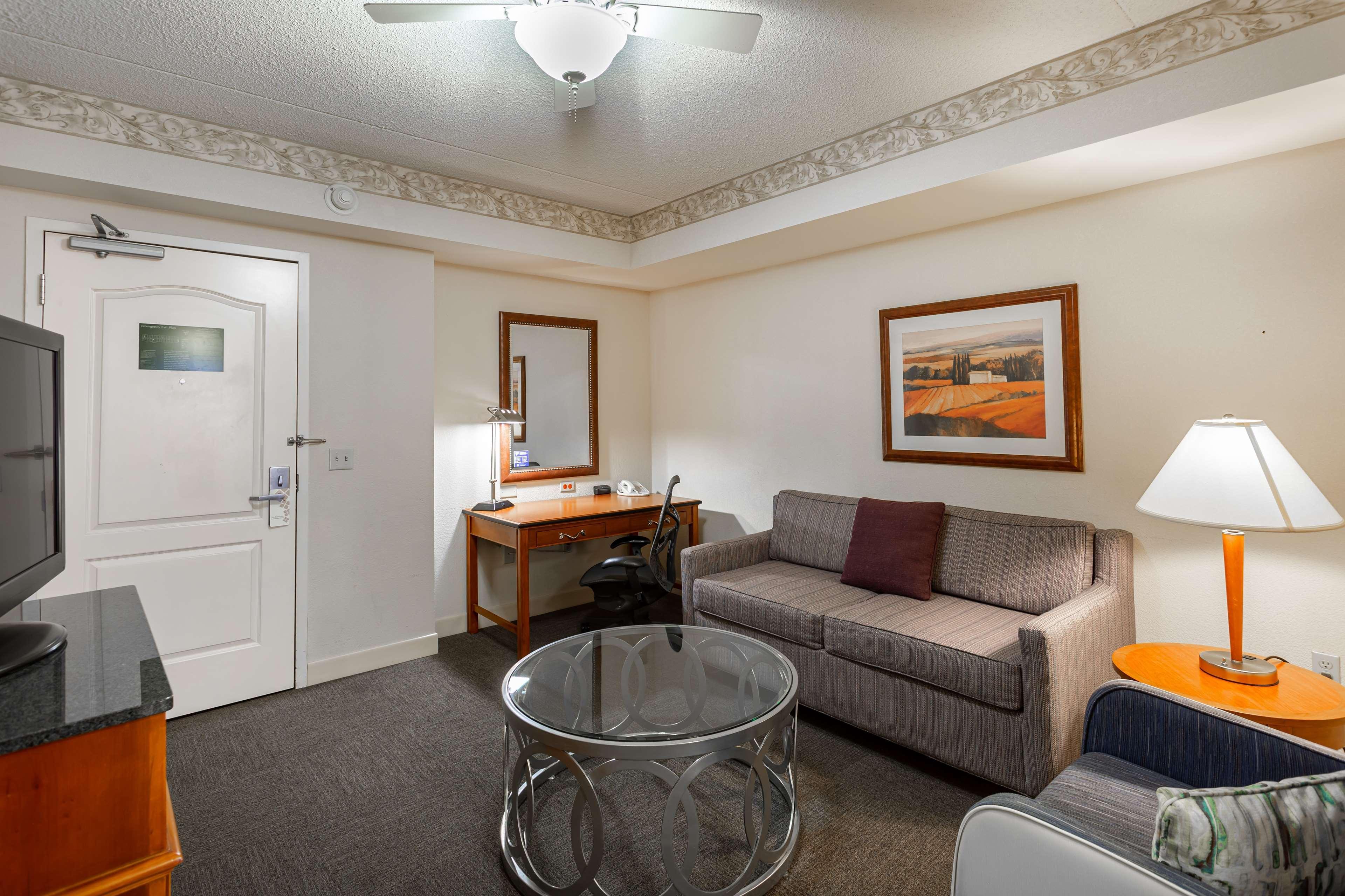 Hilton Garden Inn Wooster Eksteriør billede