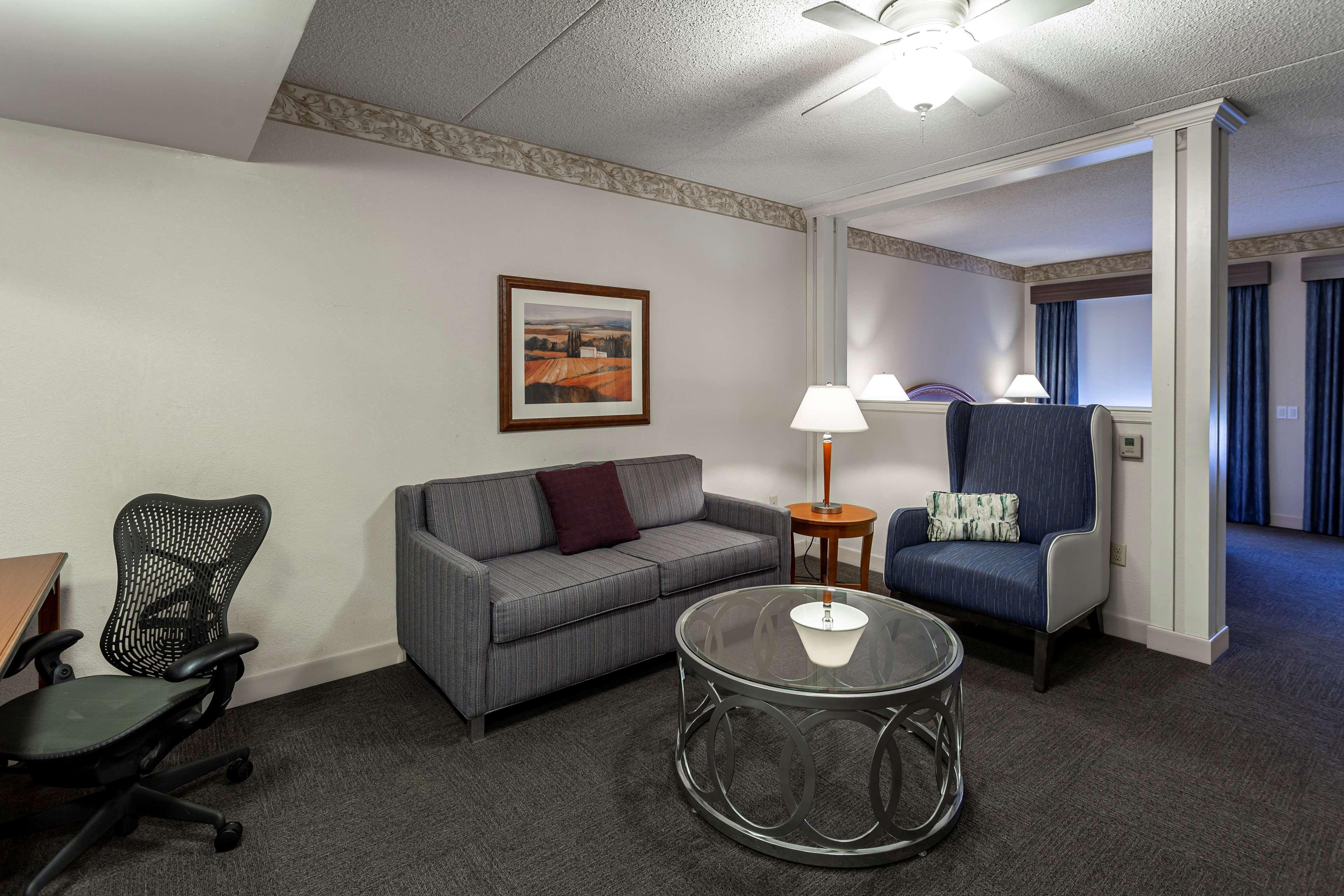 Hilton Garden Inn Wooster Eksteriør billede