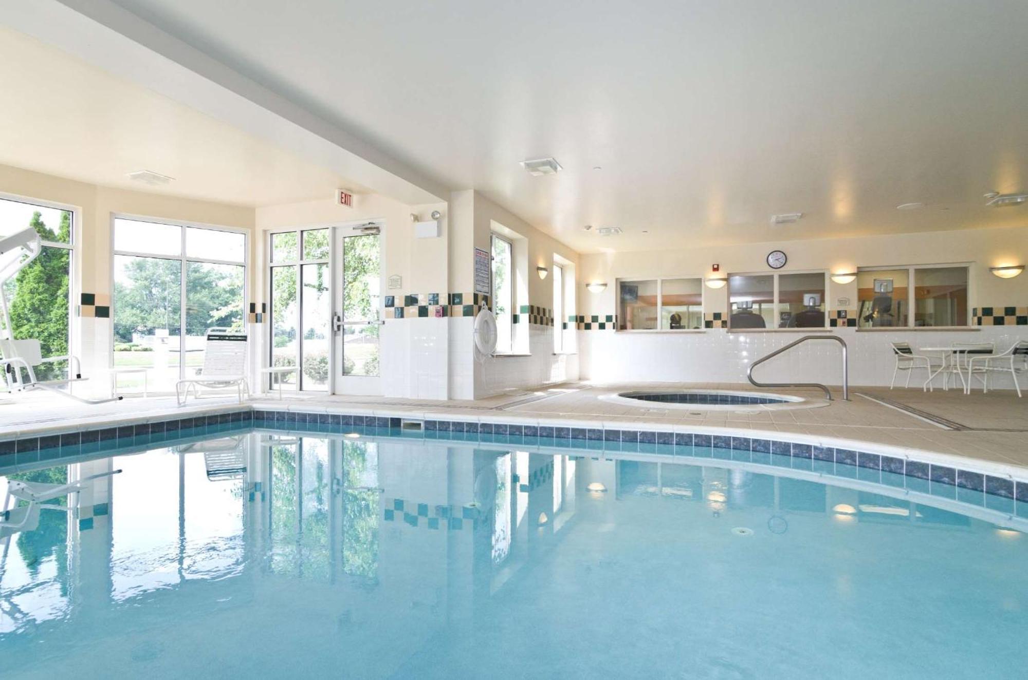 Hilton Garden Inn Wooster Eksteriør billede